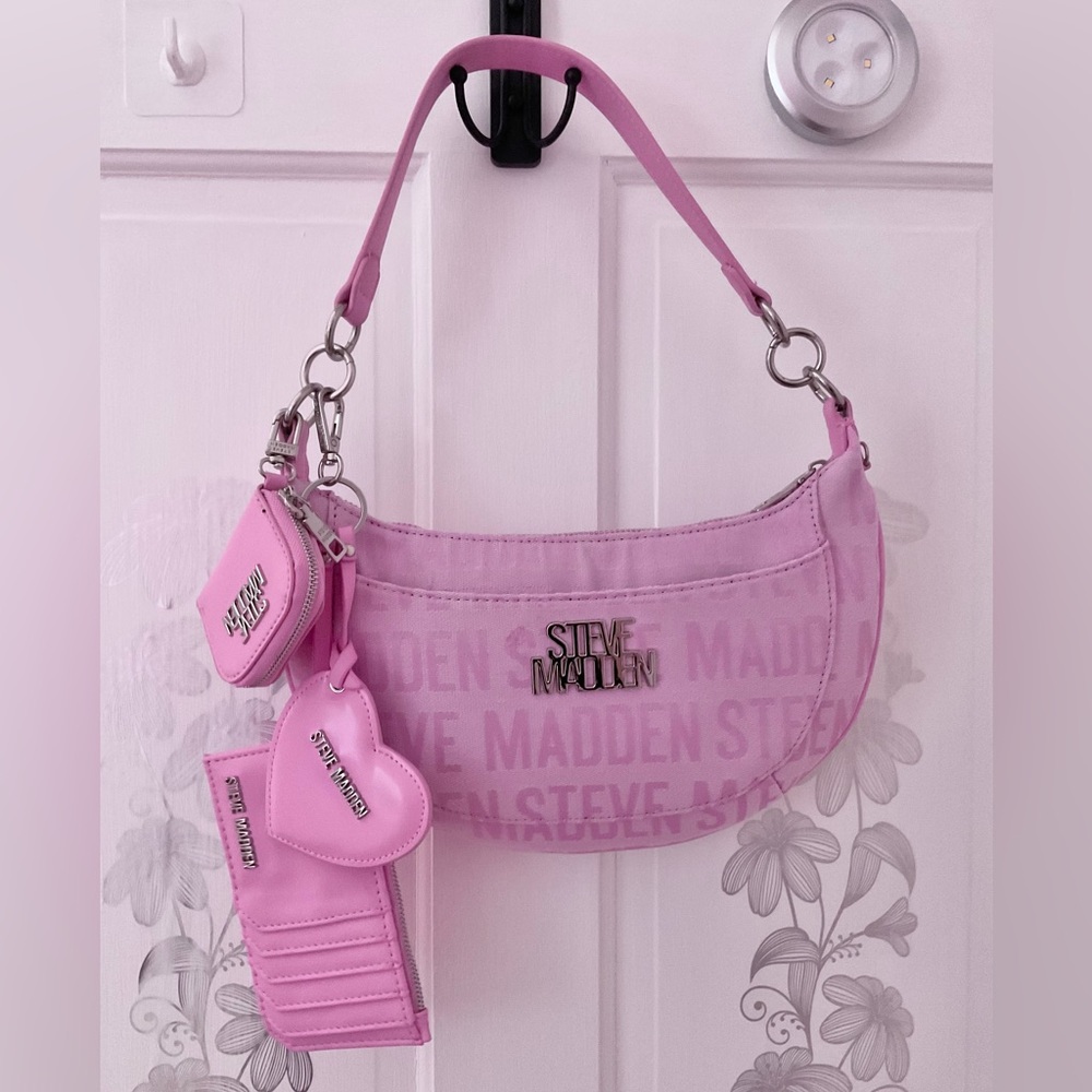 Steve Madden pink shoulder bag and wristlet